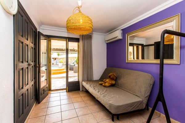 Medium property photo - Camino la Cometa 24, 03729 la Cometa