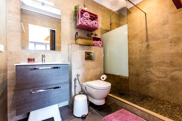 Medium property photo - Camino la Cometa 24, 03729 la Cometa