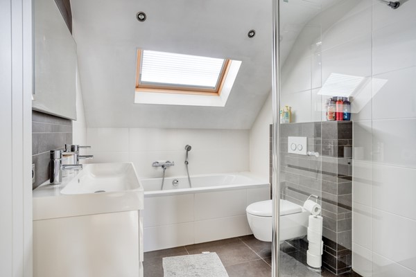 Medium property photo - Beatrixlaan 6, 6051 NA Maasbracht