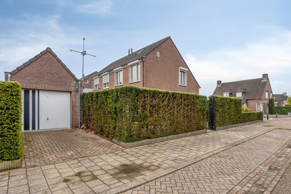 Medium property photo - Beatrixlaan 1, 6051 NA Maasbracht