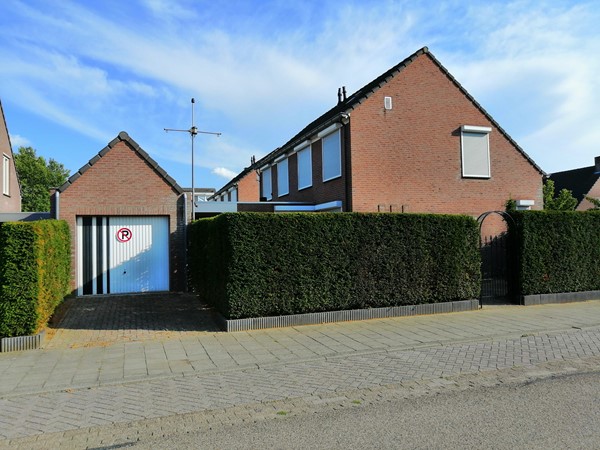 Medium property photo - Beatrixlaan 1, 6051 NA Maasbracht
