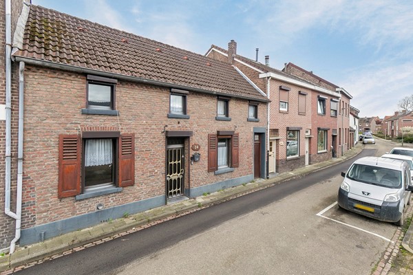Medium property photo - Kanunnik van Nuijsstraat 36, 6451 BC Schinveld