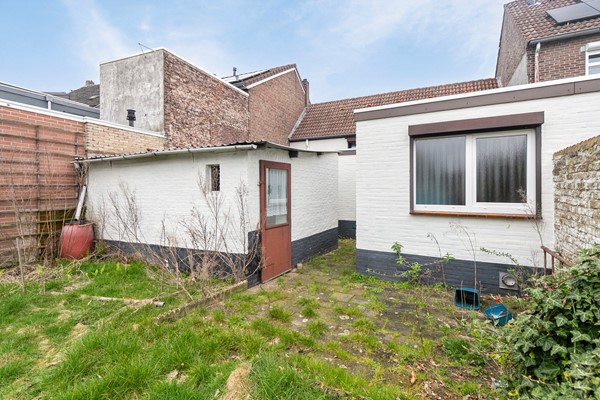 Medium property photo - Kanunnik van Nuijsstraat 36, 6451 BC Schinveld