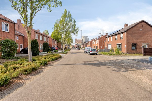Medium property photo - Steenakkerstraat 49, 6051 JV Maasbracht