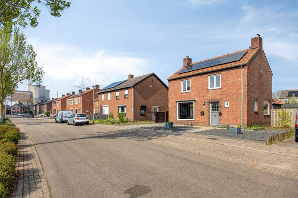 Medium property photo - Steenakkerstraat 49, 6051 JV Maasbracht