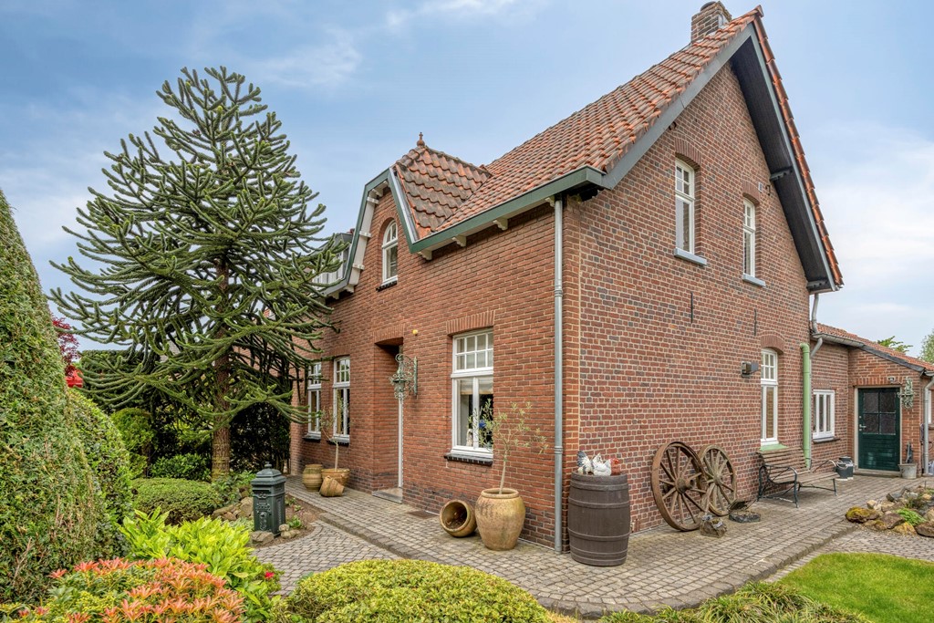 RijkswegNoord76102BMEchtNL-64.jpg