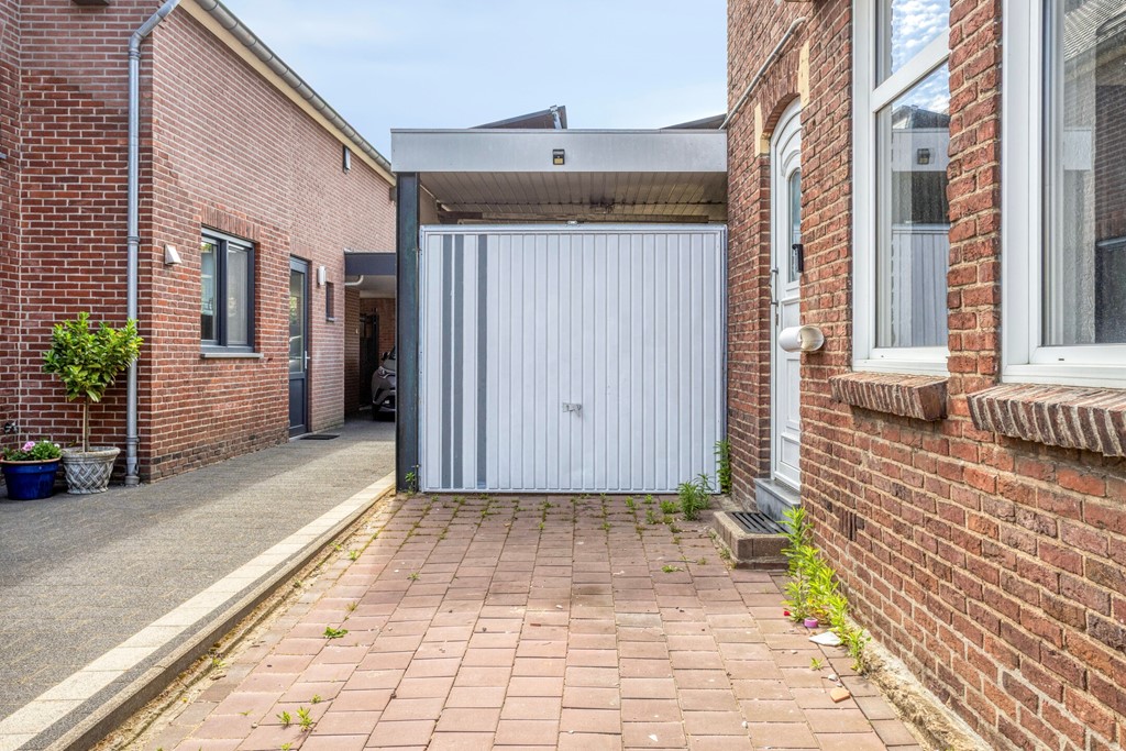 PastoorRijckxstraat76065CAMontfort-37.jpg