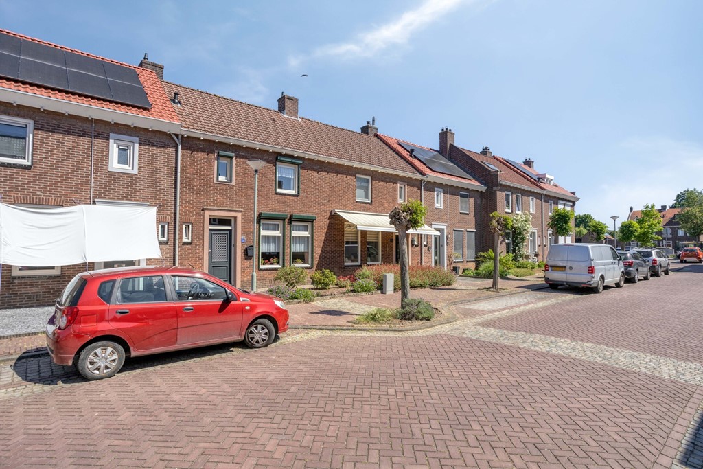 Raadhuisstraat266051HZMaasbracht-03.jpg
