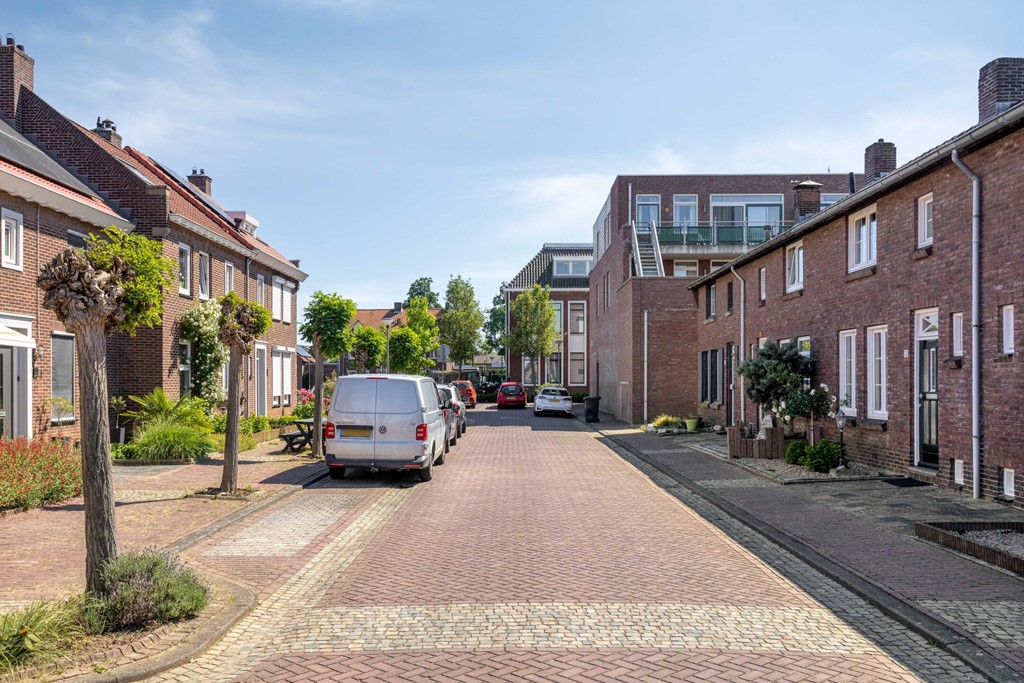 Raadhuisstraat266051HZMaasbracht-04.jpg