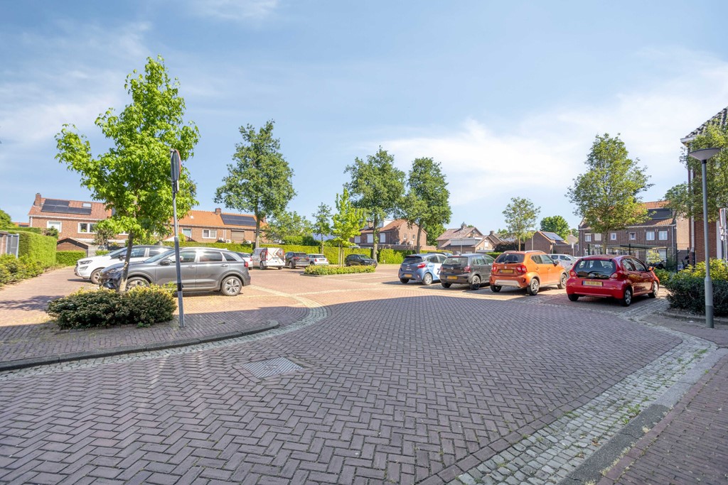 Raadhuisstraat266051HZMaasbracht-35.jpg