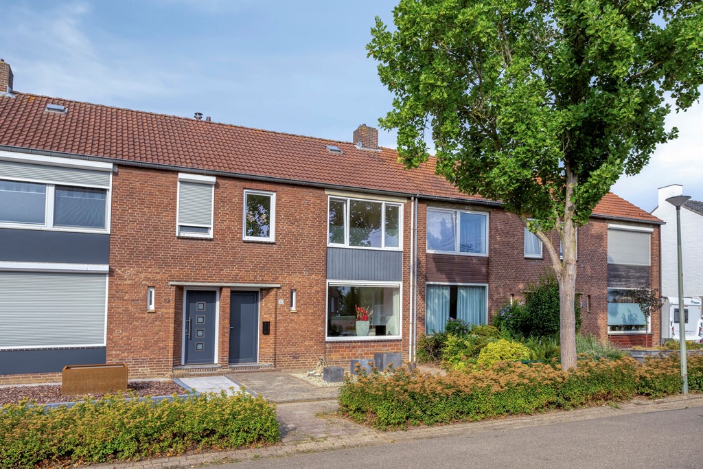 Steenakkerstraat306051JWMaasbracht-03.jpg