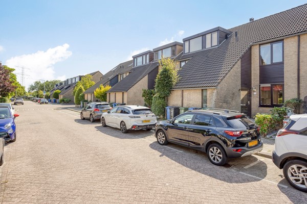 RedDebroystraat323069ZJRotterdam-01.jpg