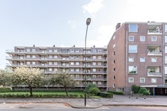Te koop: Voor een volledig overzicht verwijzen wij je graag naar de digitale plattegronden, de foto's, de video en de eigen website van deze woning: henridunantlaan359.nl
