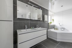 44 - Hoefweg 12 - Apeldoorn - Wibo.jpg