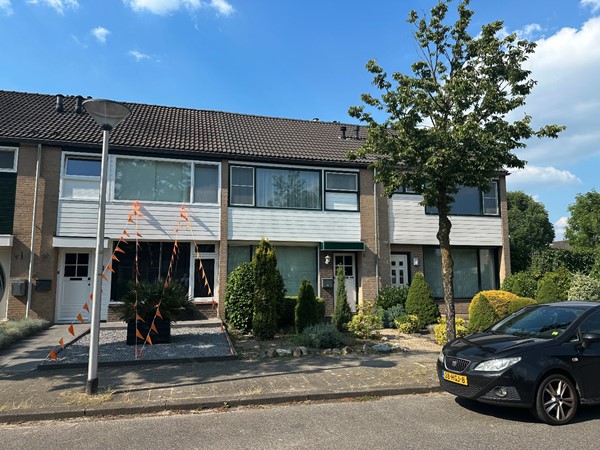 Verkocht onder voorbehoud: Saxofoonstraat 3, 5702 KA Helmond