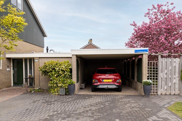 Carport.jpg